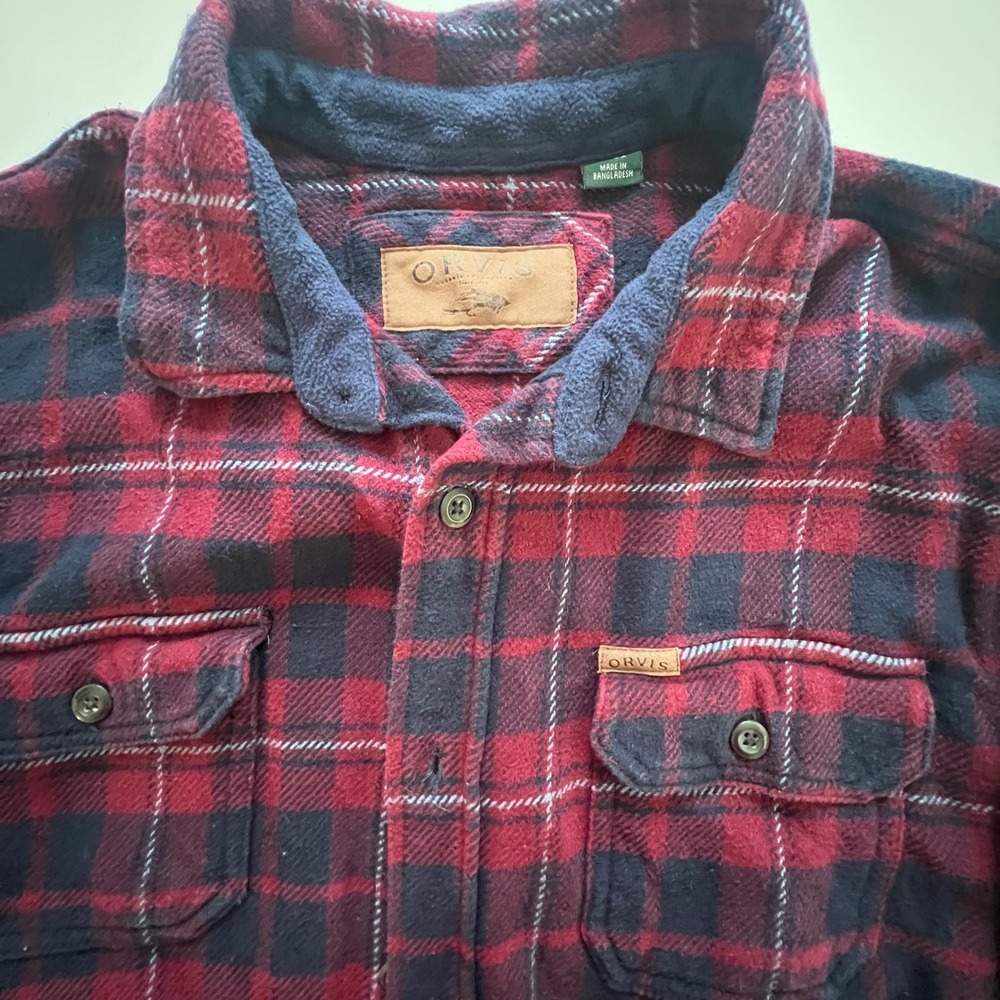 Orvis Men XL Red Navy Plaid Flannel Shirt Fleece Collar Heavy Cotton Pockets